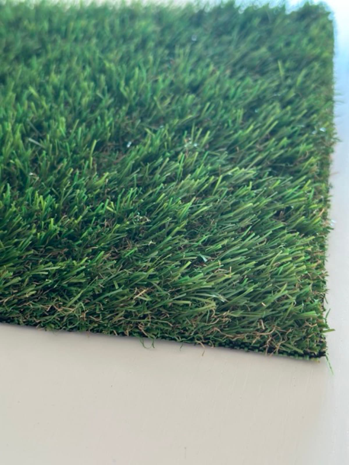 Relva sintética Prime Grass 28mm